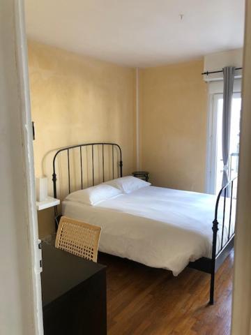 Jardin Fleury Apartment Gien Bagian luar foto